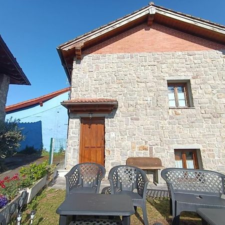 Romantico Acogedor Apartamento En Llanes Eksteriør billede